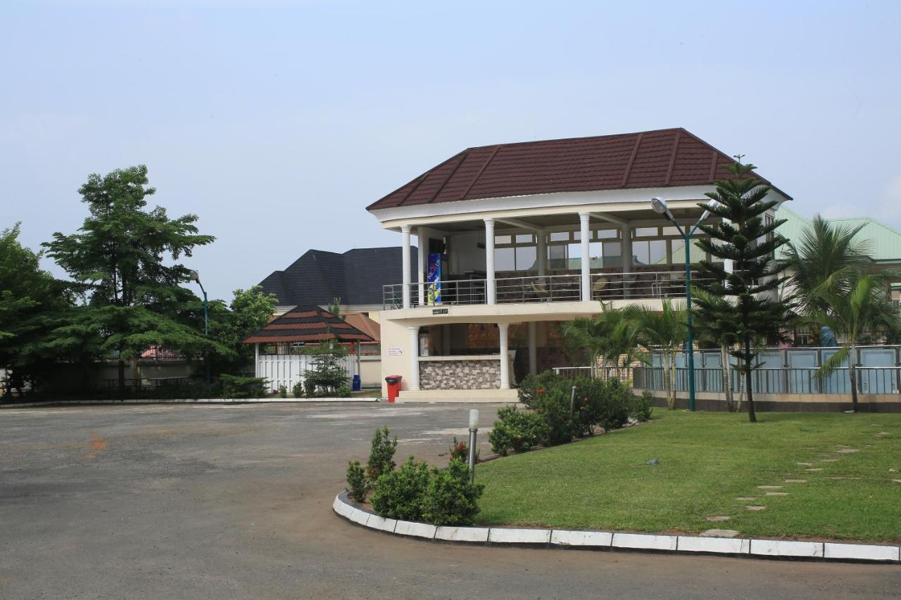 Oxygen Holiday Resort Owerri Exterior foto